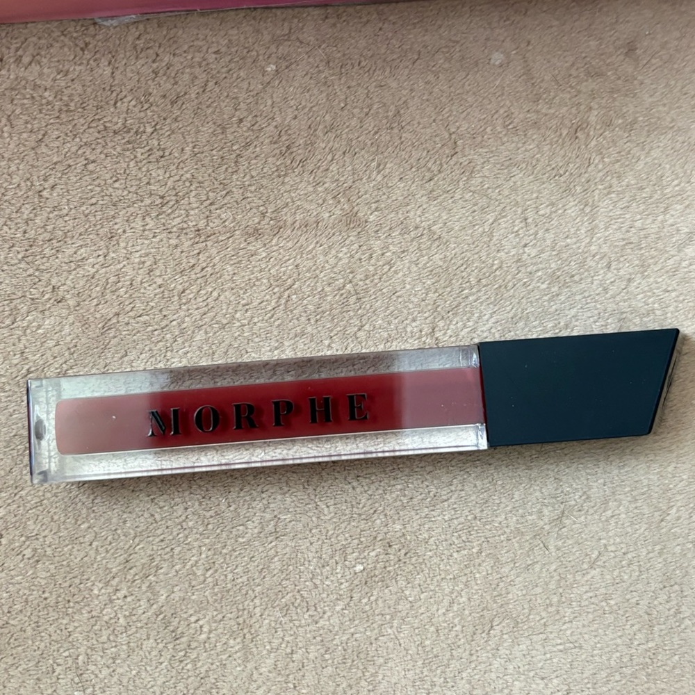 Morphe Liquid Lipstick in Scenestealer